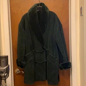 100% Suede leather coat with faux fur inside-green
